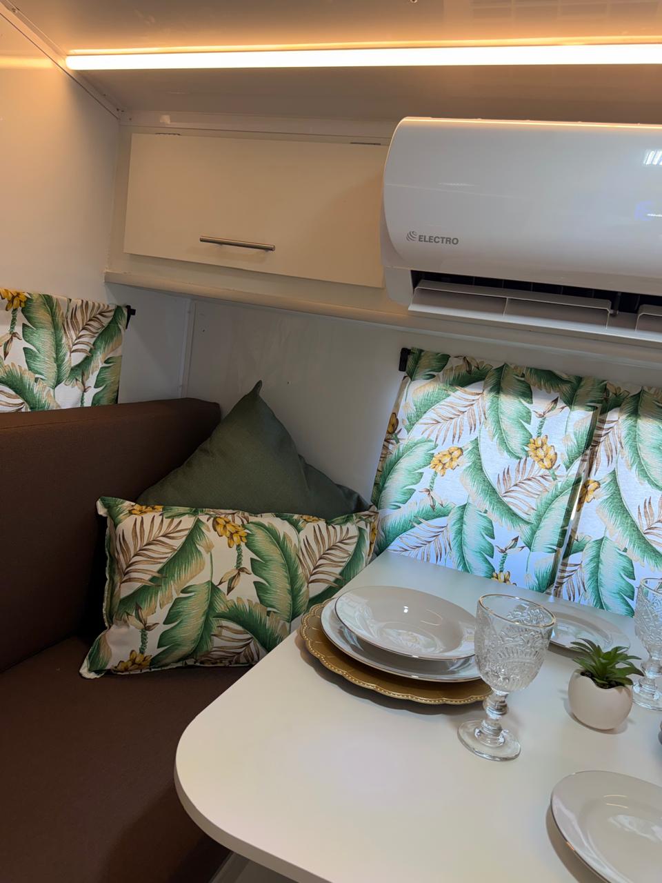 Casa rodante personalizada con cocina integrada